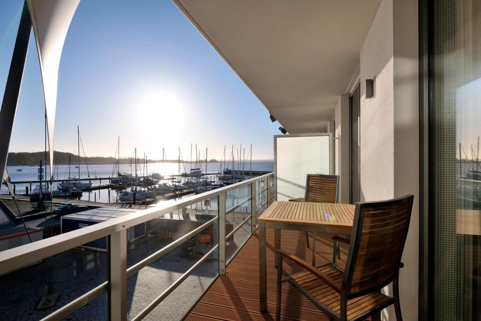 Apartment 12 - "Silbermoewe I" - Blickrichtung Yacht- Und Binnenhafenoffenes Meer Eckernförde Exterior foto